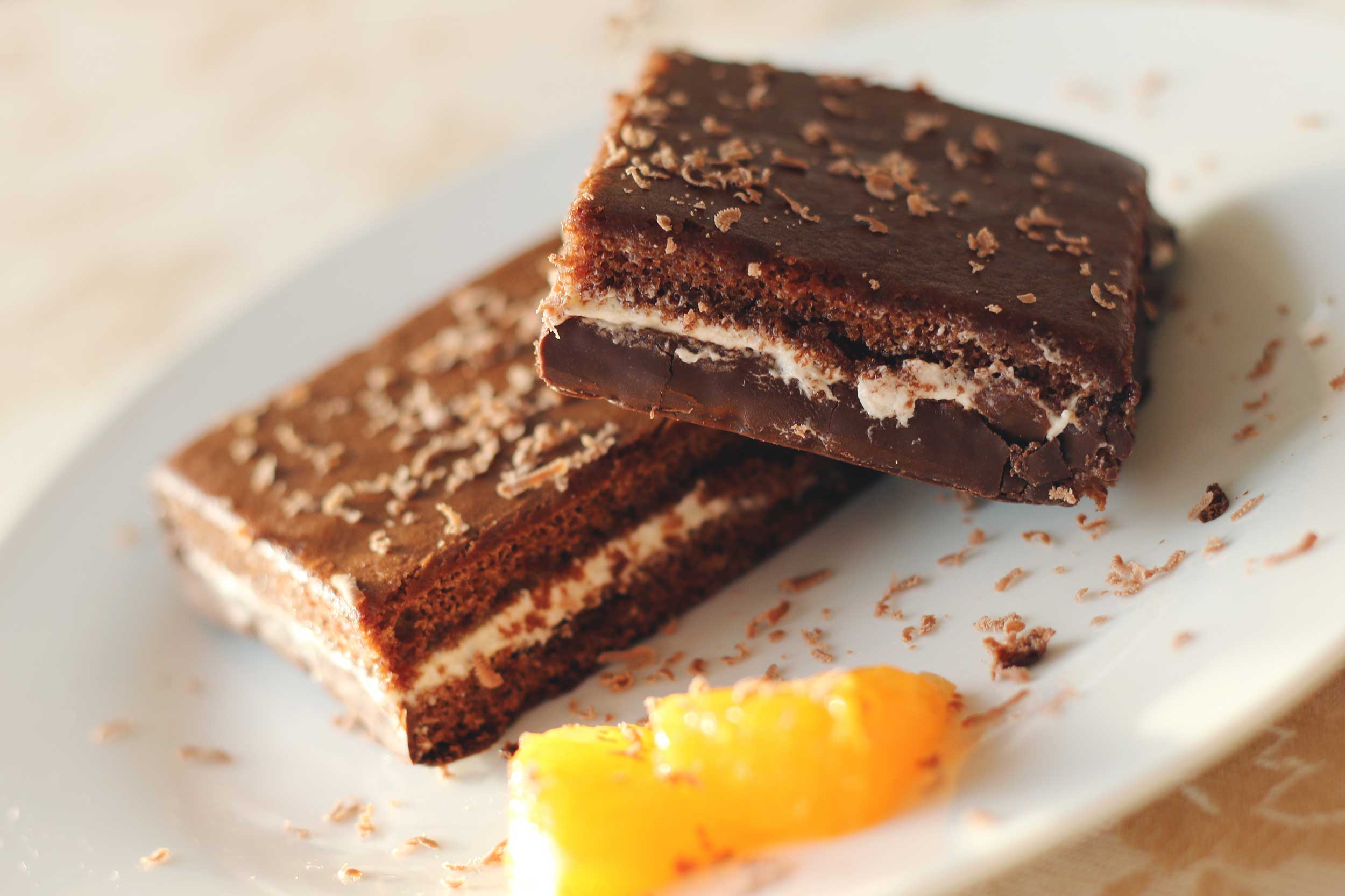 food-thoughts-cocoa-chocolate-dessert-brownies-cake